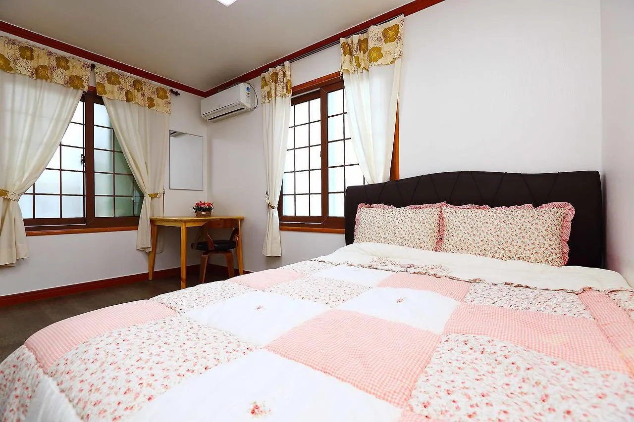 Gyeryonggil Pension Jeju South Korea